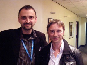 Marijus Kulvietis ir Robert Carlyle Edinburge / Asmeninio archyvo nuotr.
